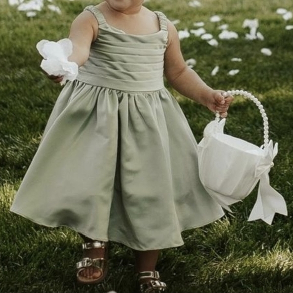 Azazie Cutie Pie Flower Girl Dress, Size 2, Sage color. Gorgeous! - Picture 1 of 12